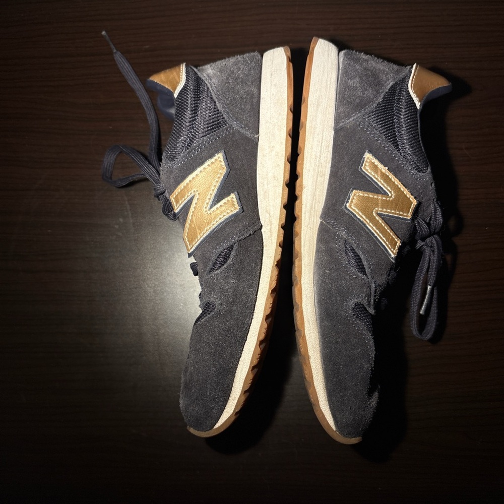 New Balance Navy Suede Runner